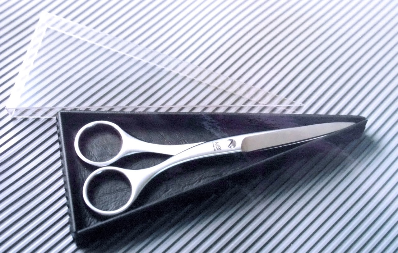 ハサミパッケージ, プレミアム商品