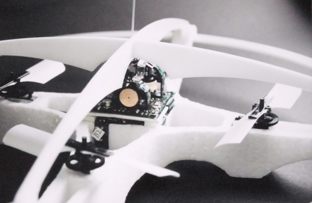 世界初のドローンデザイン, Gyro Saucer II, 新商品開発デザイン, KEYENCE